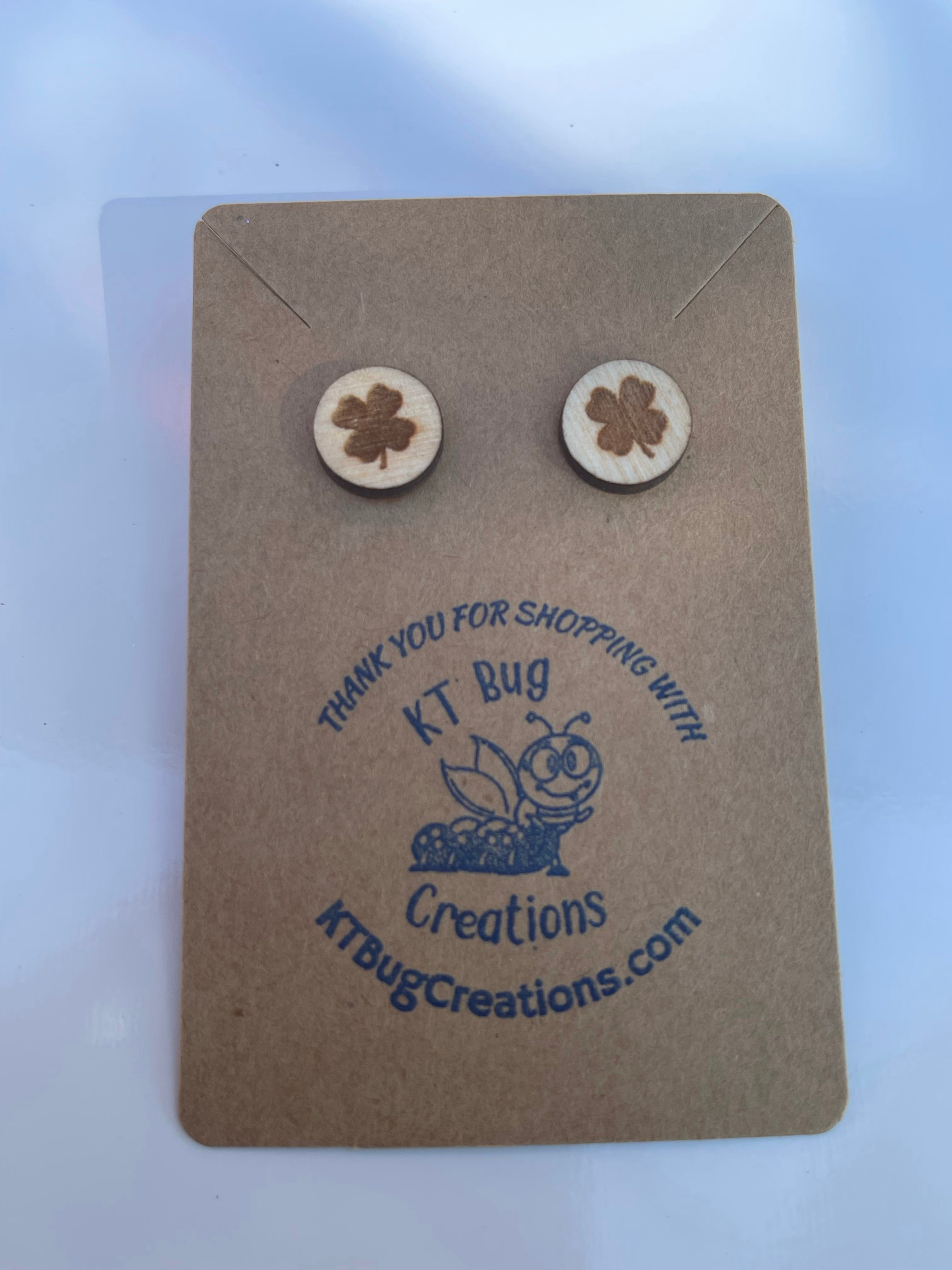 Circle 4 Leaf Clover Stud Earring
