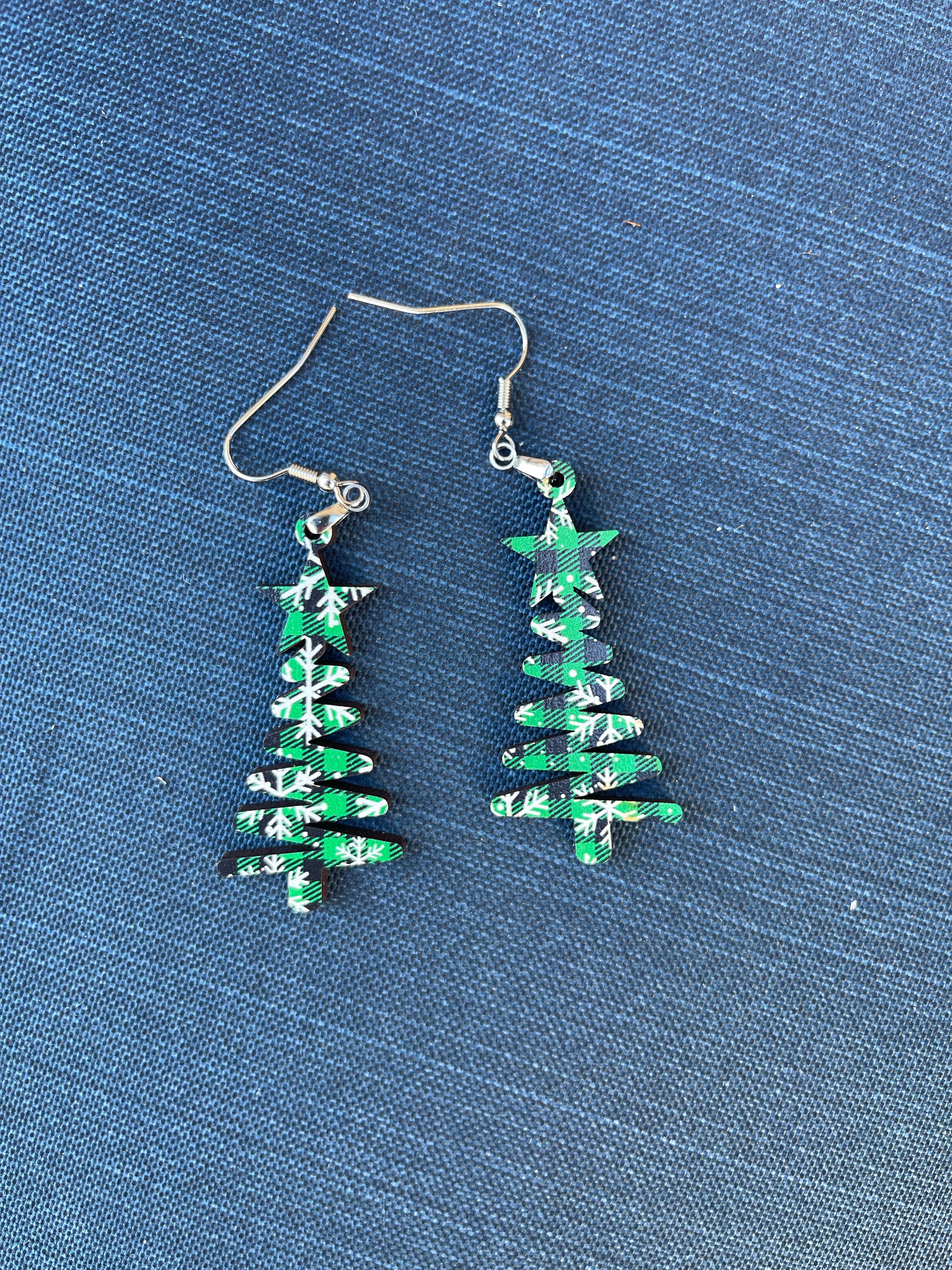 Snowflake Green Buffalo Plaid Star Doodle Christmas Tree Dangle Earrings