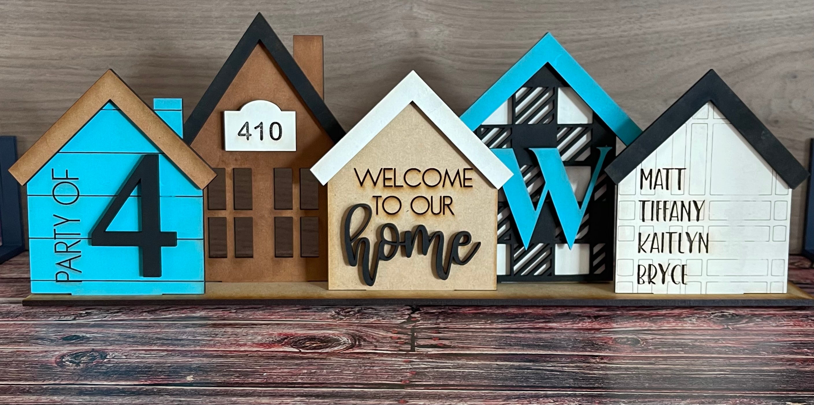 Set of 5 Personalized Houses Mantle Decor